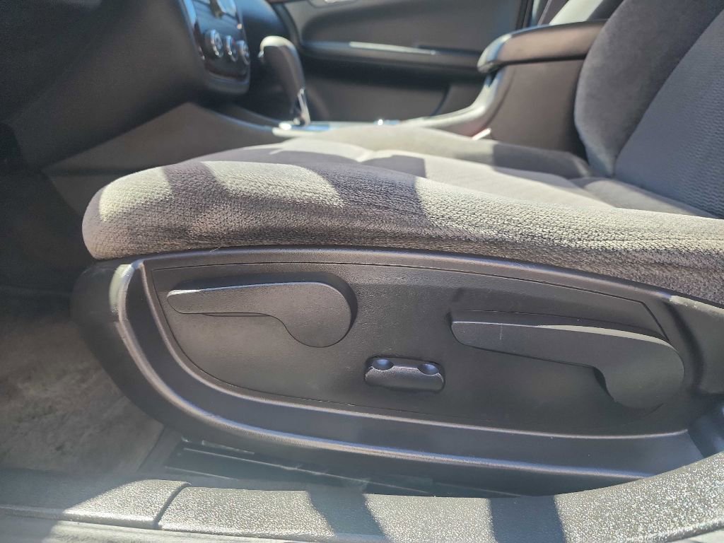 Used 2015 Chevrolet Impala Limited LS image 13
