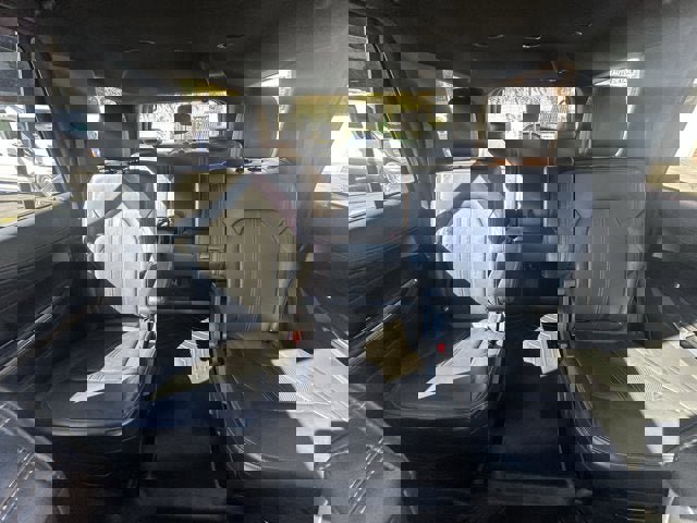 Used 2022 Ford Expedition Platinum image 23