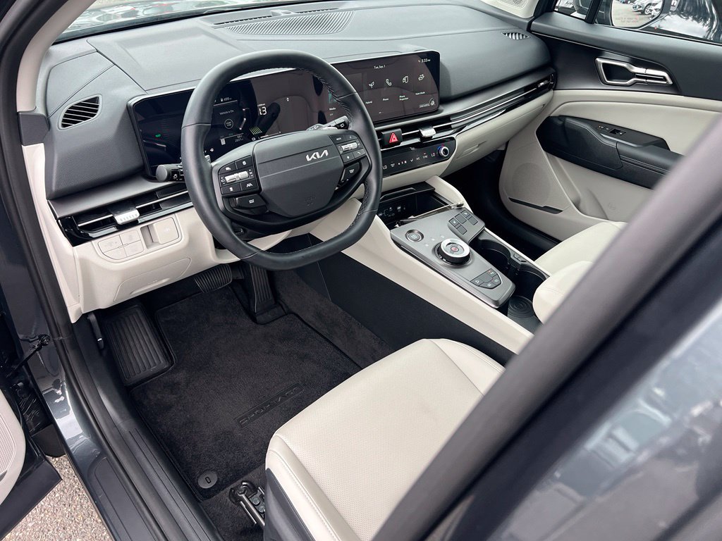 Certified 2026 Kia Sportage EX AWD/4WD image 17