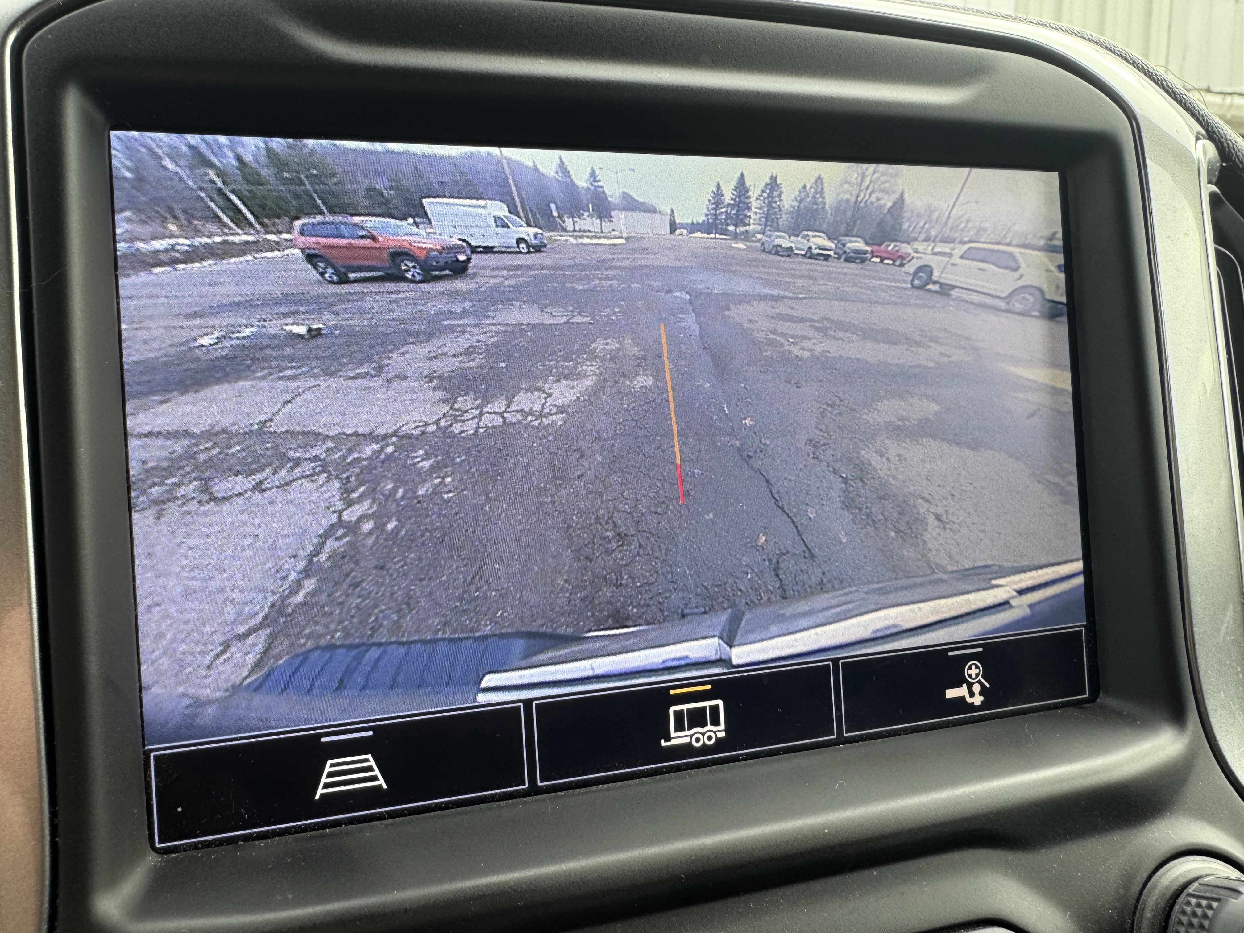 Used 2022 Chevrolet Silverado 1500 LT image 91