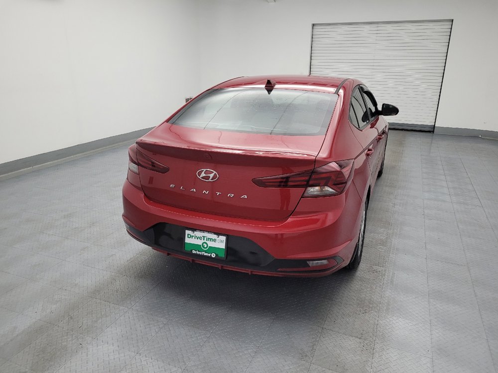 Used 2020 Hyundai Elantra SEL w/ Winter Weather Package FWD image 7