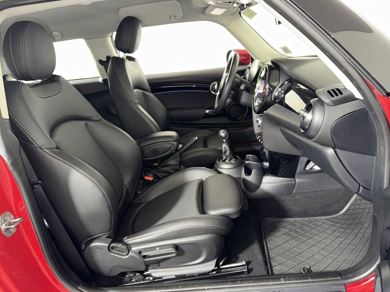 Used 2022 MINI Cooper S image 22