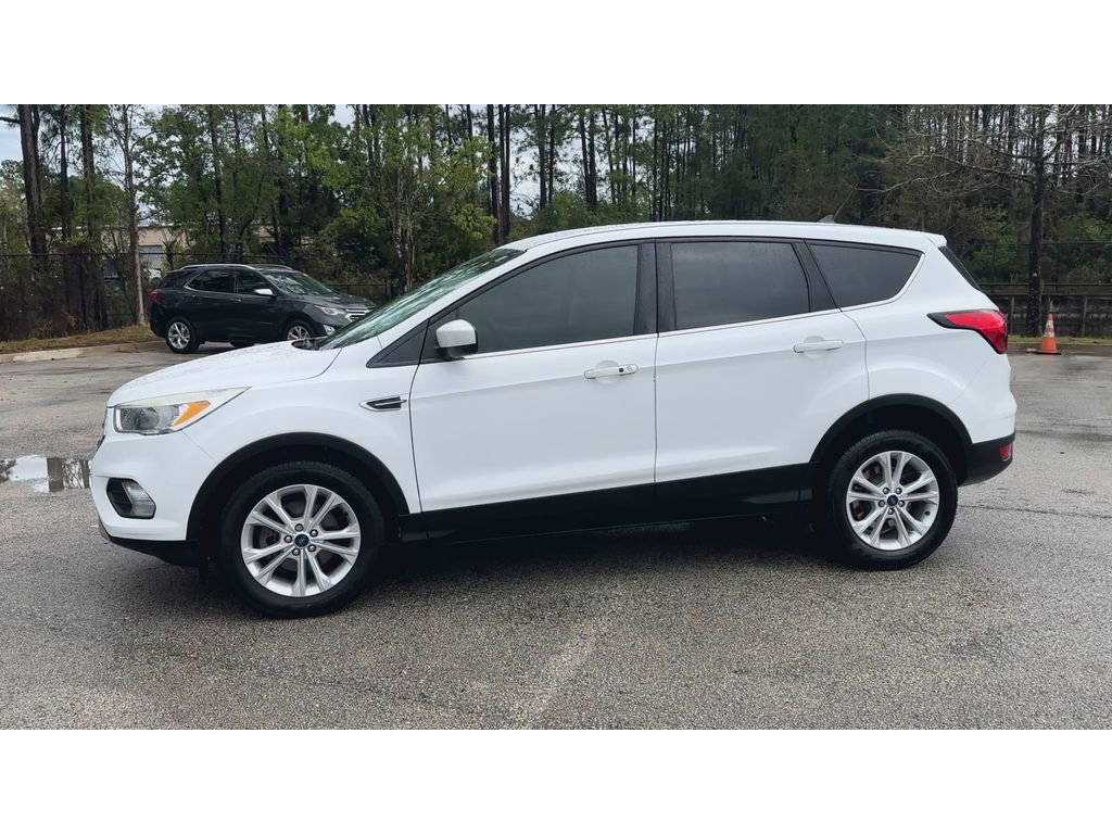 Used 2019 Ford Escape SE image 5