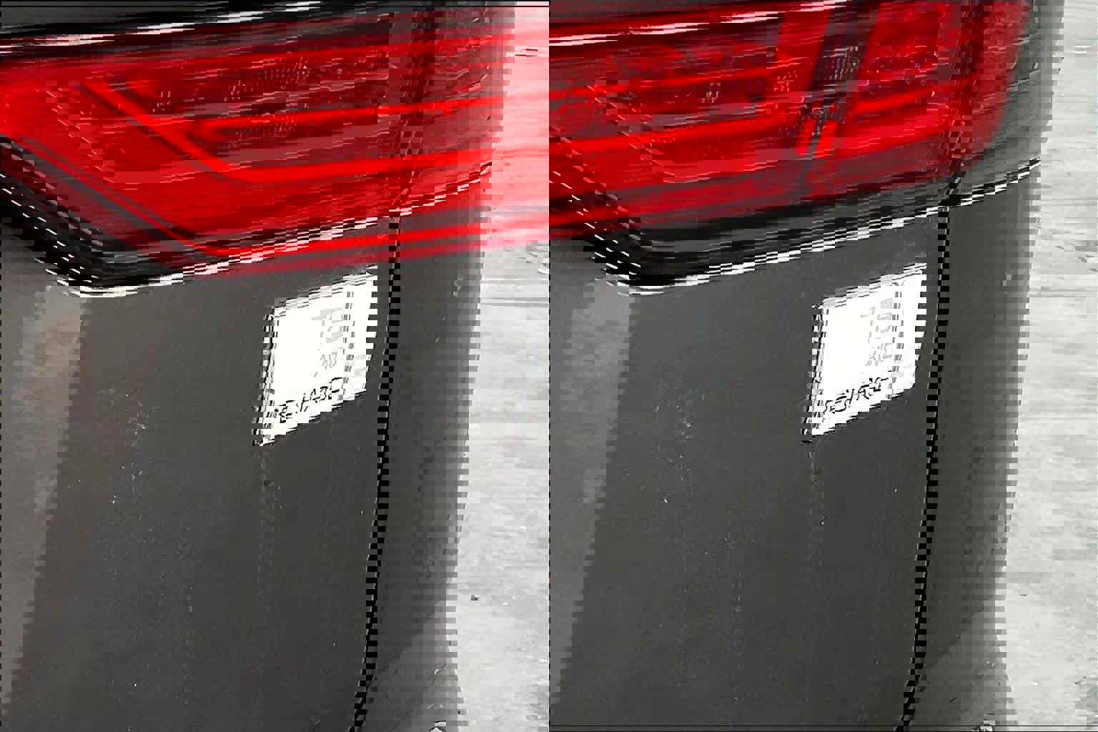 Used 2023 Volvo XC60 T8 Ultimate image 11