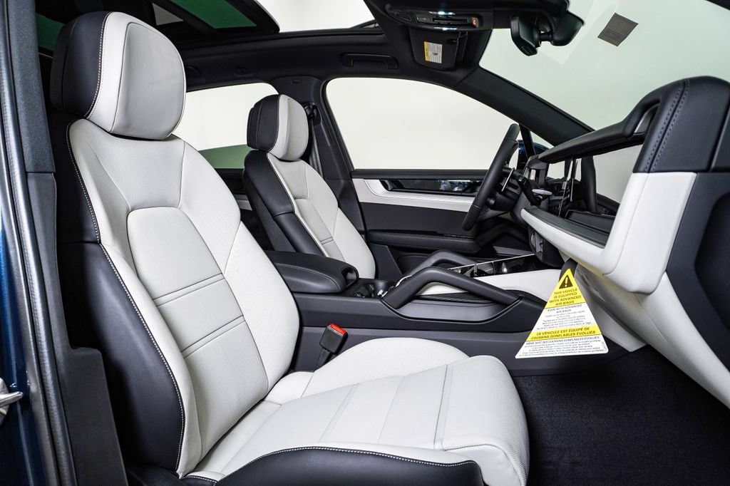 New 2026 Porsche Cayenne S AWD/4WD image 15