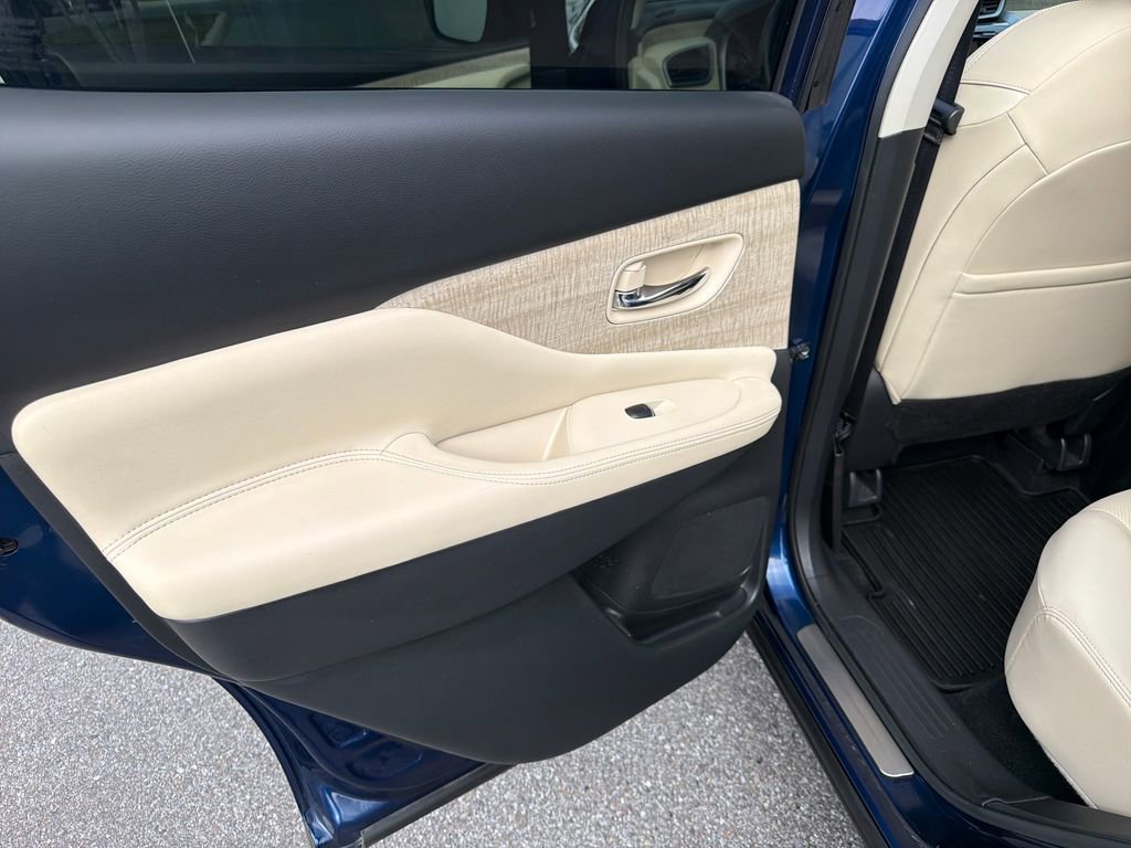 Certified 2021 Nissan Murano SL w/ SL Moonroof Package image 19