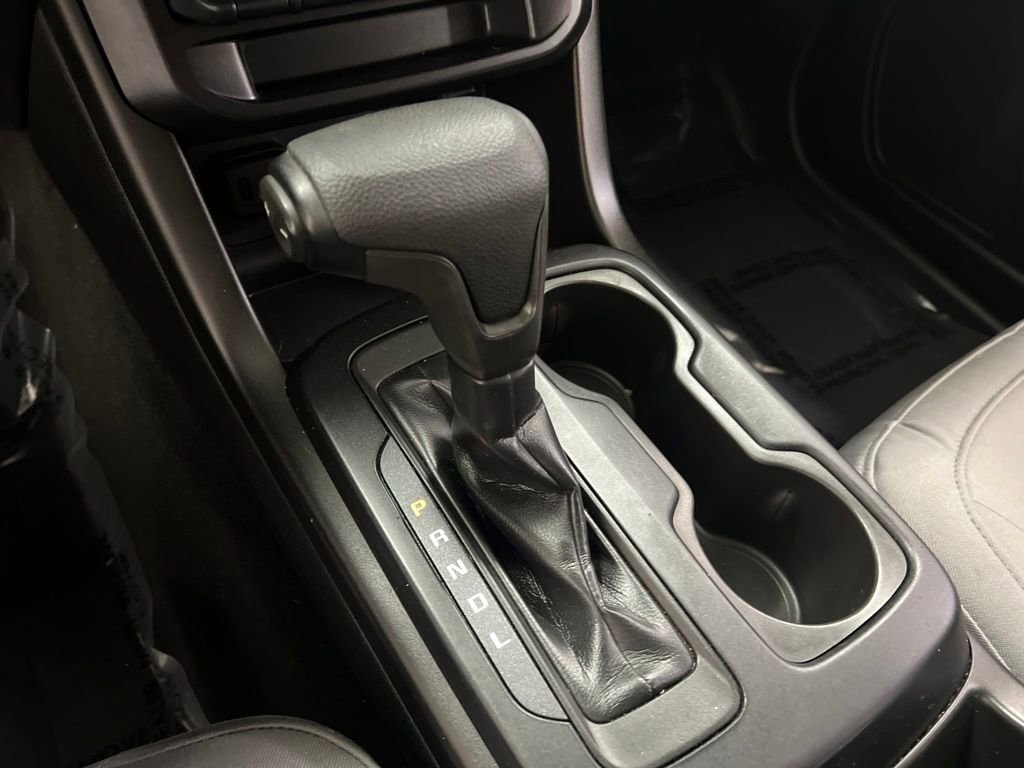 Used 2020 Chevrolet Colorado W/T w/ Custom Special Edition image 27
