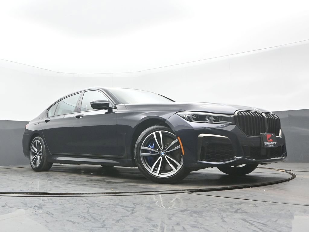 Used 2022 BMW 740i xDrive w/ M Sport Package image 30