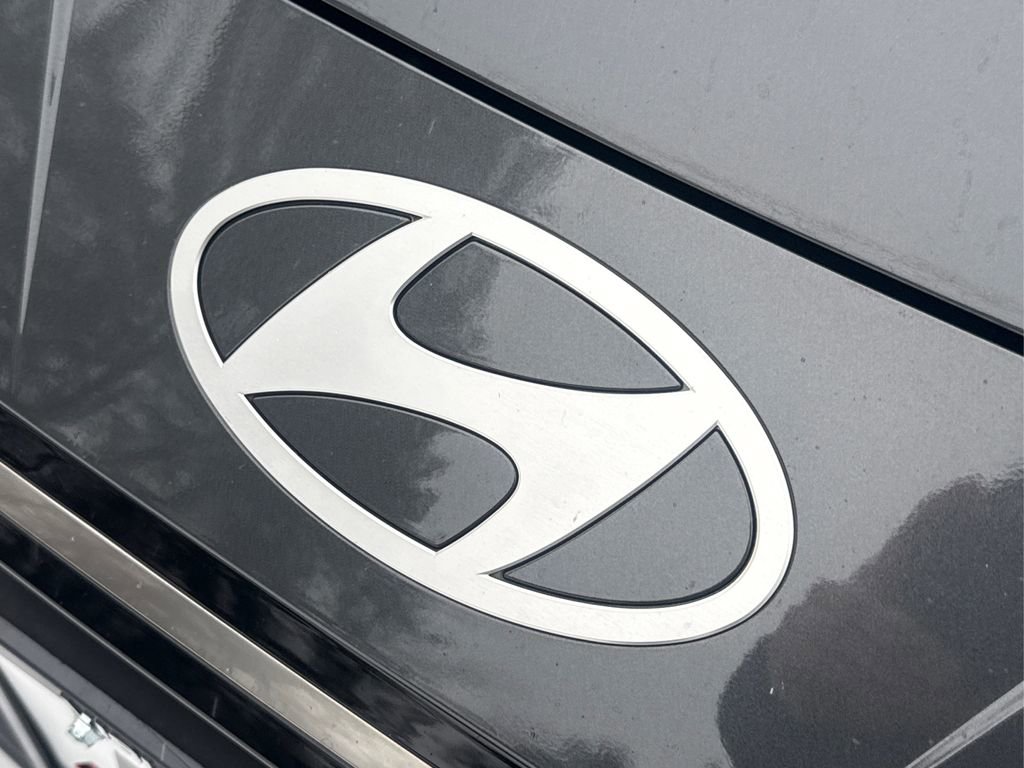 Certified 2025 Hyundai Elantra SEL image 14
