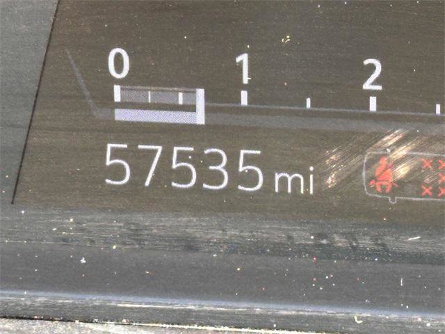 Used 2024 Cadillac Escalade ESV Sport image 33