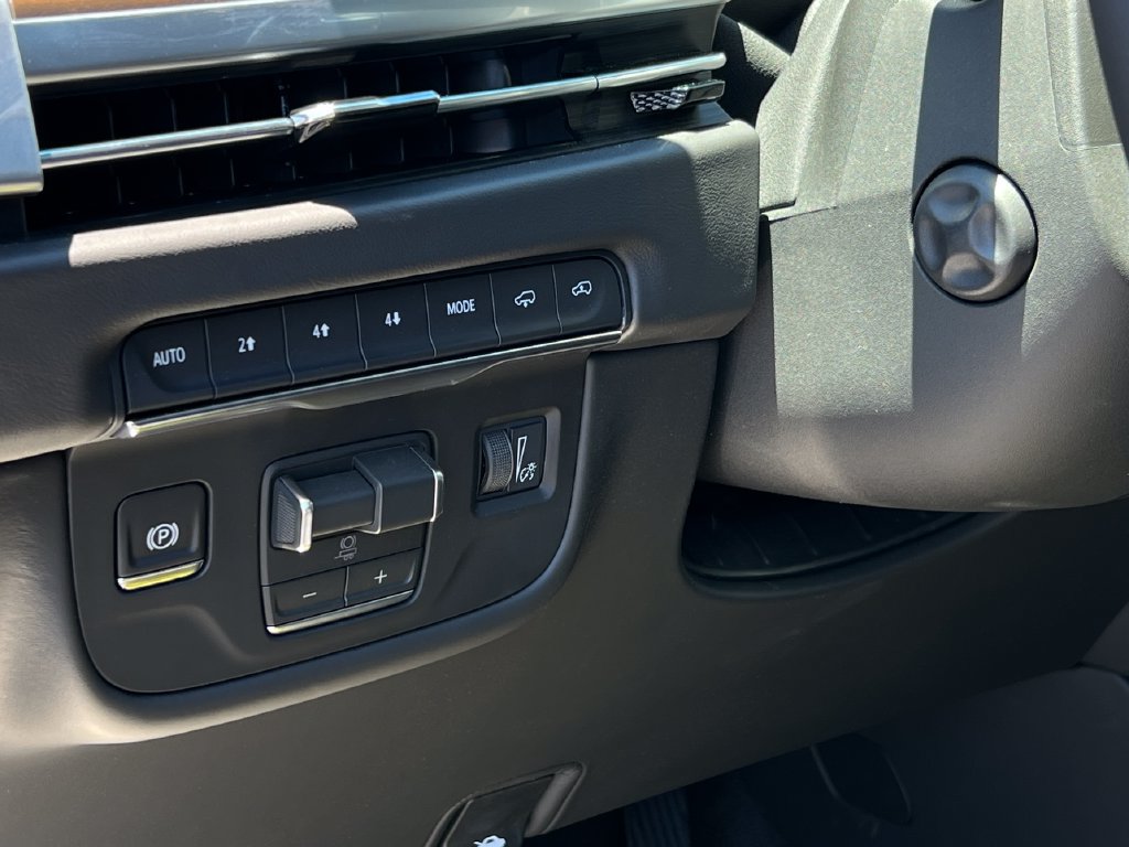 New 2026 Cadillac Escalade Platinum Luxury AWD/4WD image 9