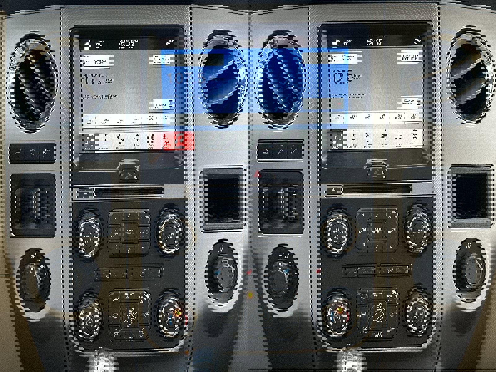 Used 2017 Ford Expedition Limited w/ Equipment Group 301A image 25