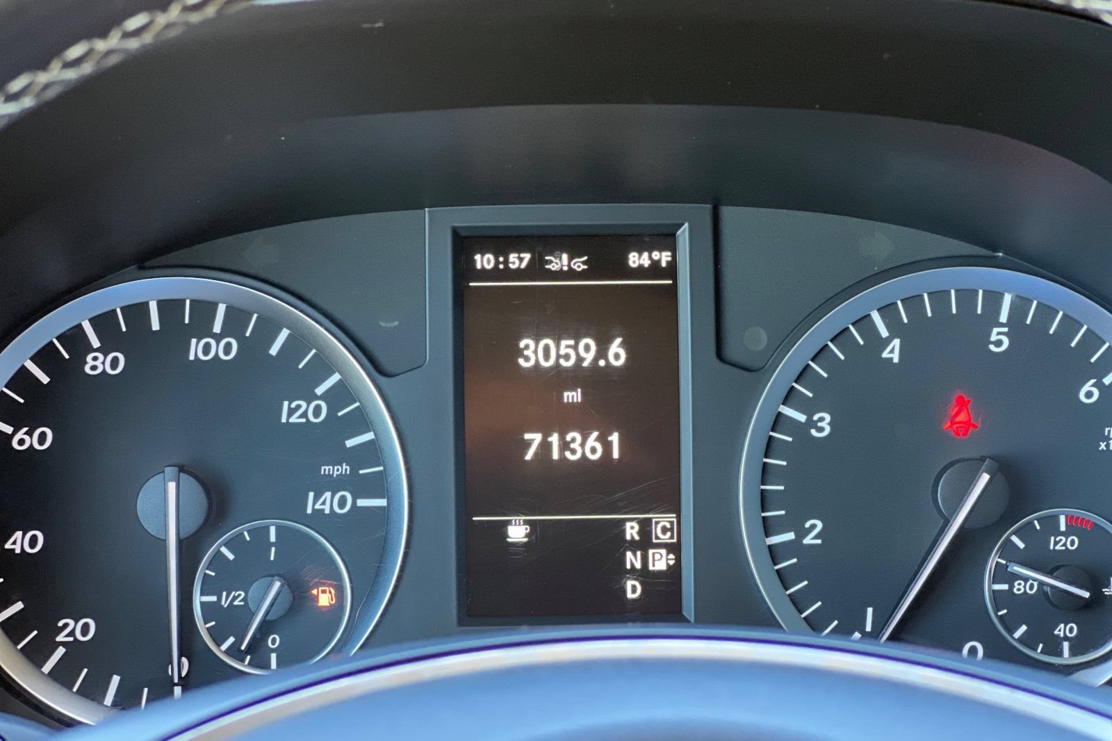 Used 2018 Mercedes-Benz Metris Passenger image 30