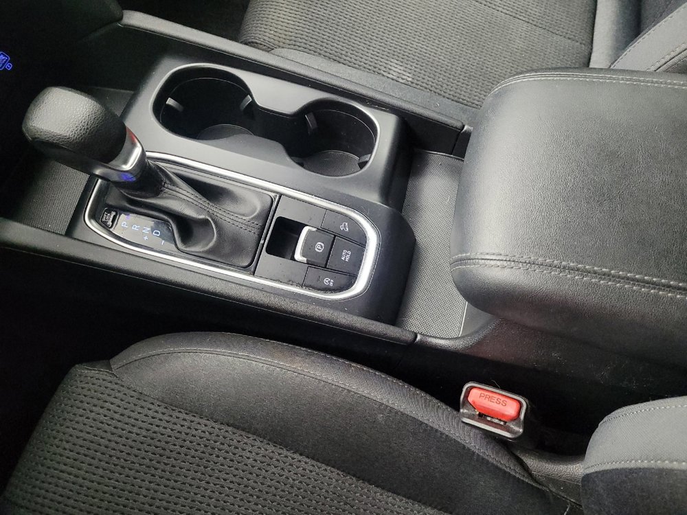 Used 2019 Hyundai Santa Fe SE image 26