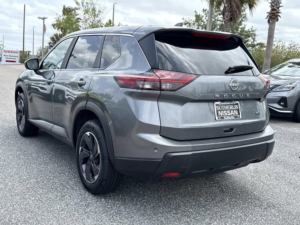 Certified 2024 Nissan Rogue SV FWD image 6