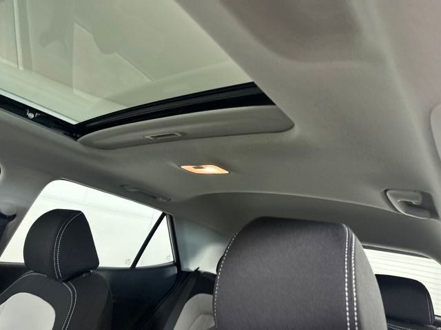 Certified 2023 Hyundai Venue SEL image 12