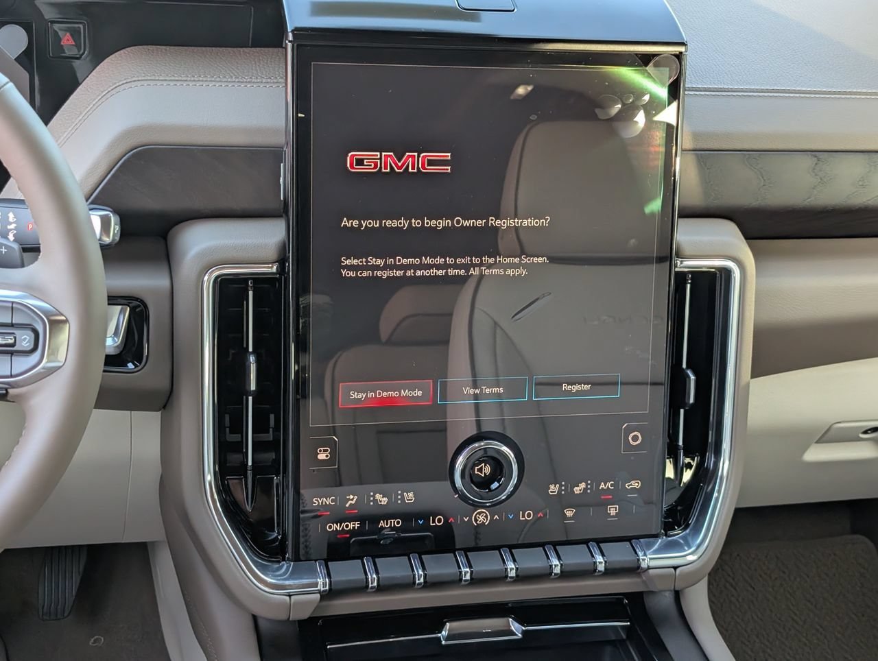 New 2026 GMC Yukon XL Denali w/ Sun & Power Step Package AWD/4WD image 11