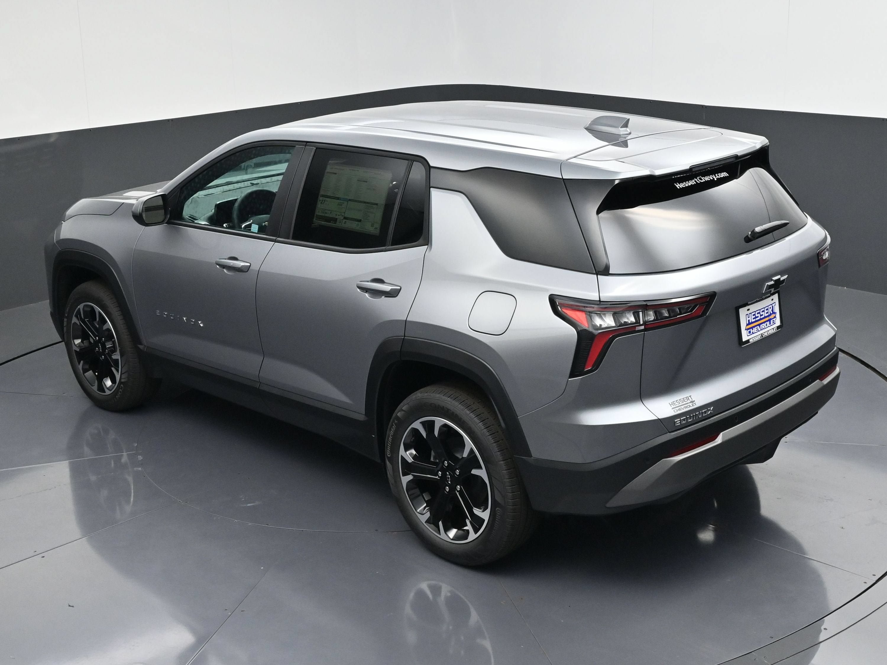 New 2027 Chevrolet Equinox LT w/ Convenience Package II FWD image 48