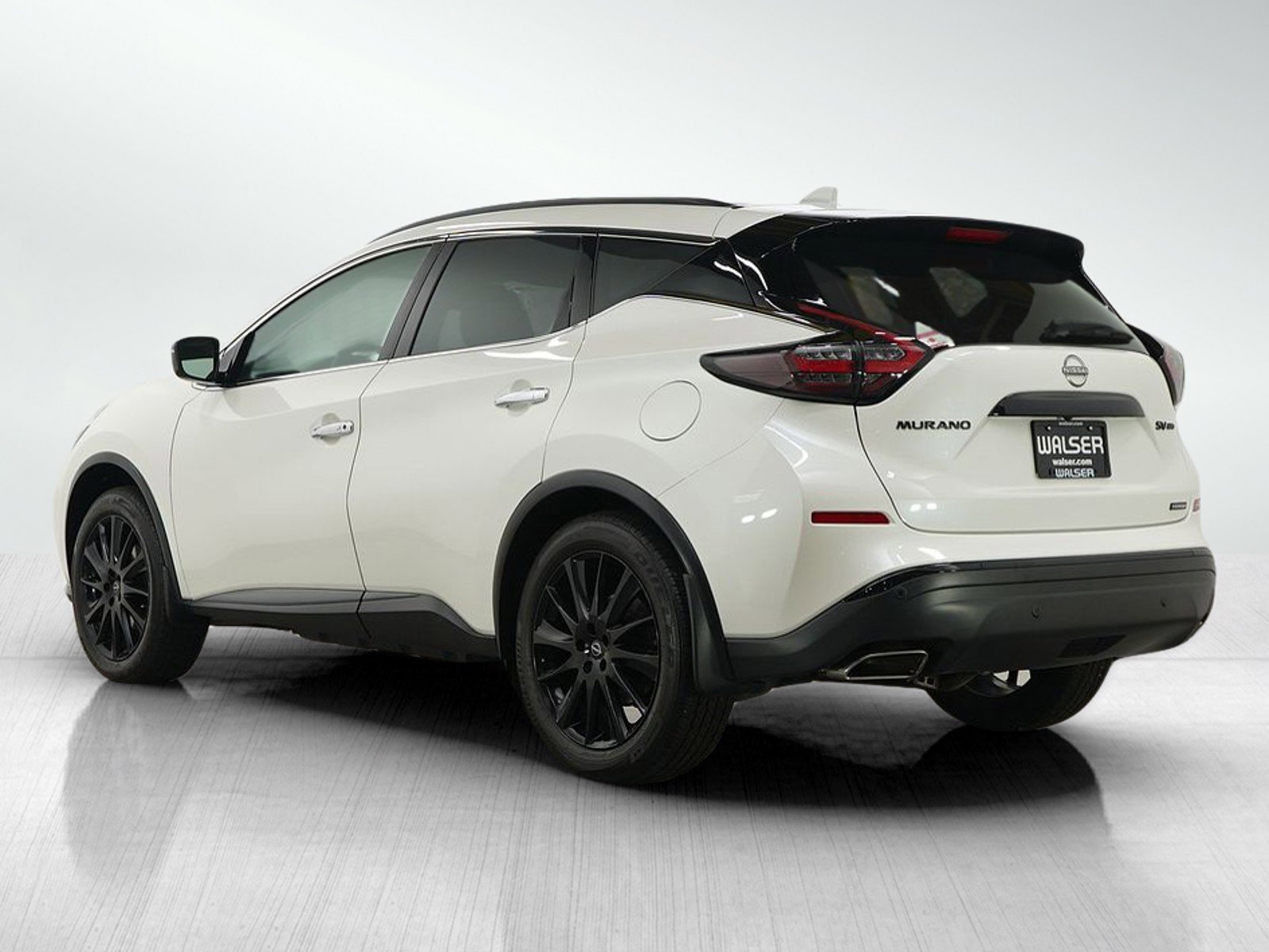 Used 2024 Nissan Murano SV w/ SV Midnight Edition Package image 3