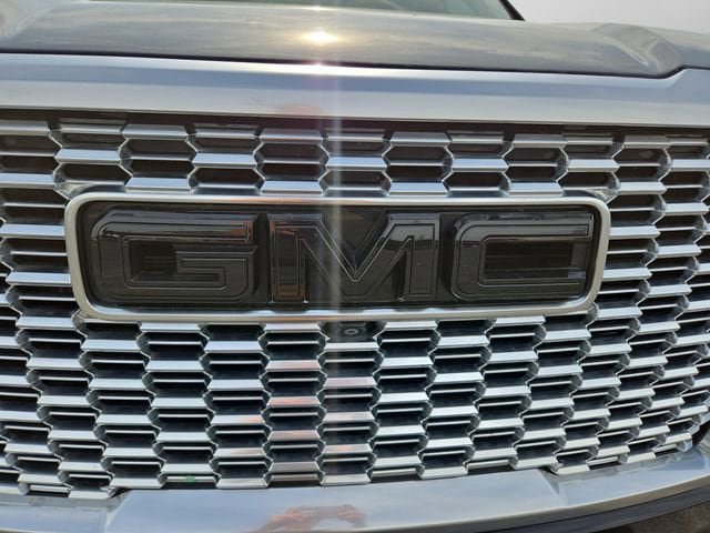 Used 2022 GMC Yukon XL Denali w/ Max Trailering Package AWD/4WD image 38
