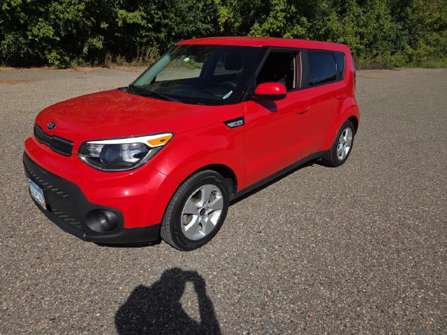 Used 2019 Kia Soul FWD image 2