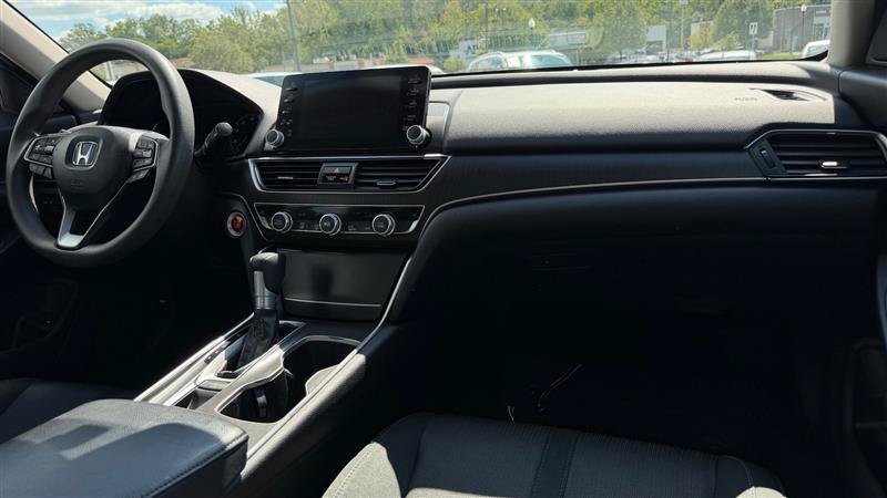 Used 2018 Honda Accord EX image 36