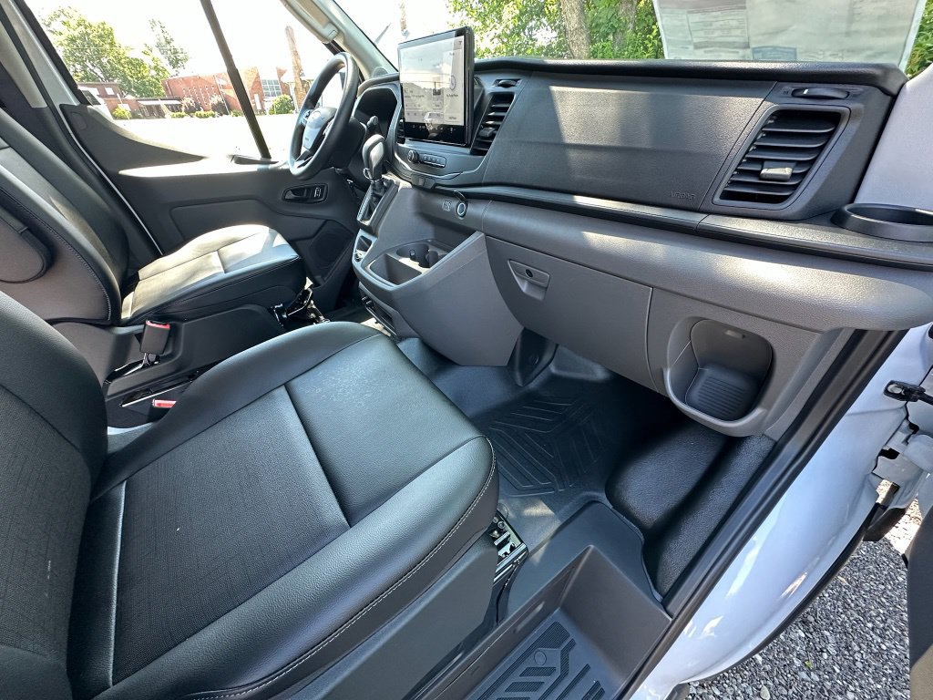 New 2026 Ford Transit 350 148 Medium Roof AWD w/ Load Area Protection Package image 19