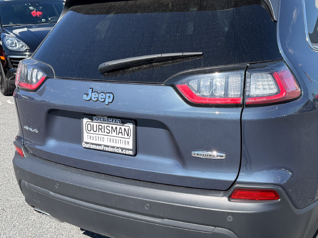 Used 2020 Jeep Cherokee Latitude Plus w/ Cold Weather Group AWD/4WD image 12