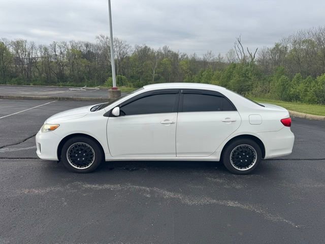 Used 2013 Toyota Corolla LE image 6