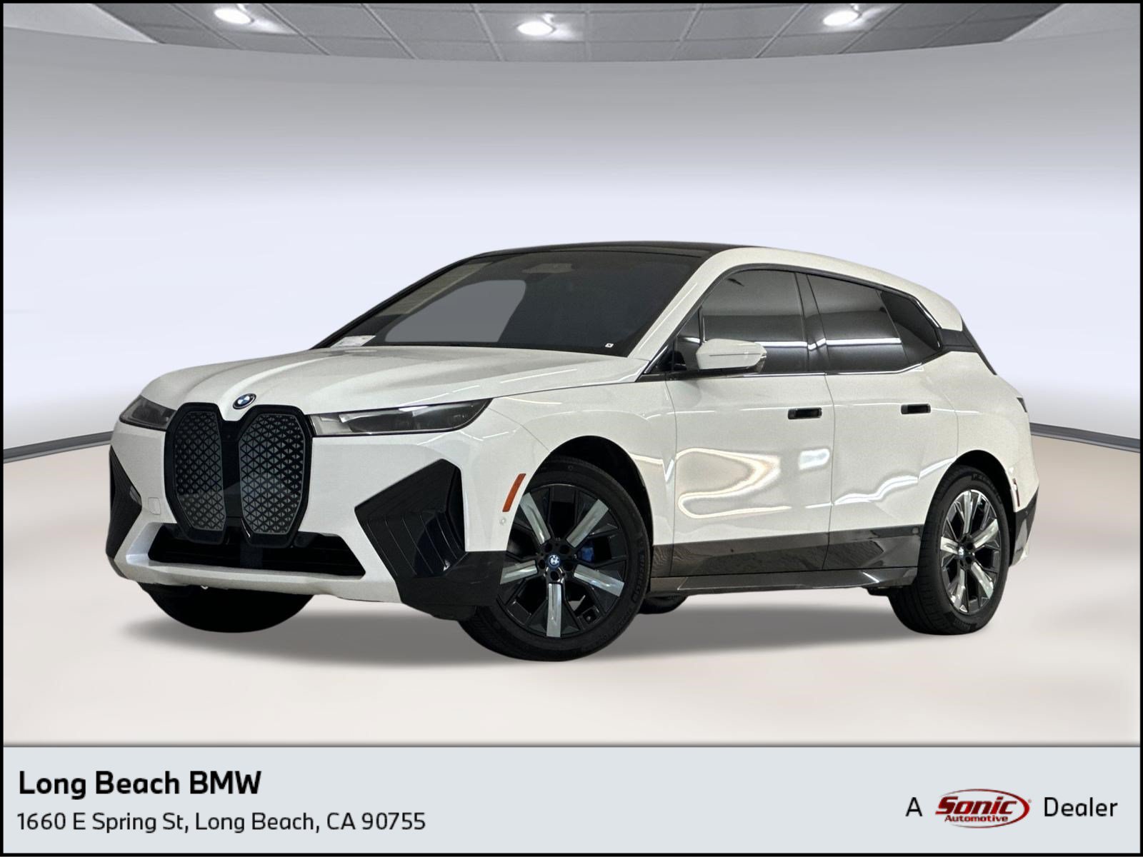 Used 2024 BMW iX xDrive50 w/ Sport Package AWD/4WD image 1