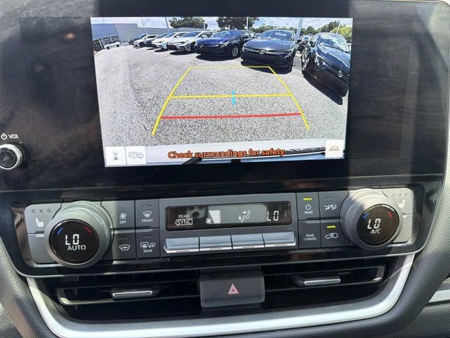 Certified 2024 Toyota Grand Highlander FWD image 30
