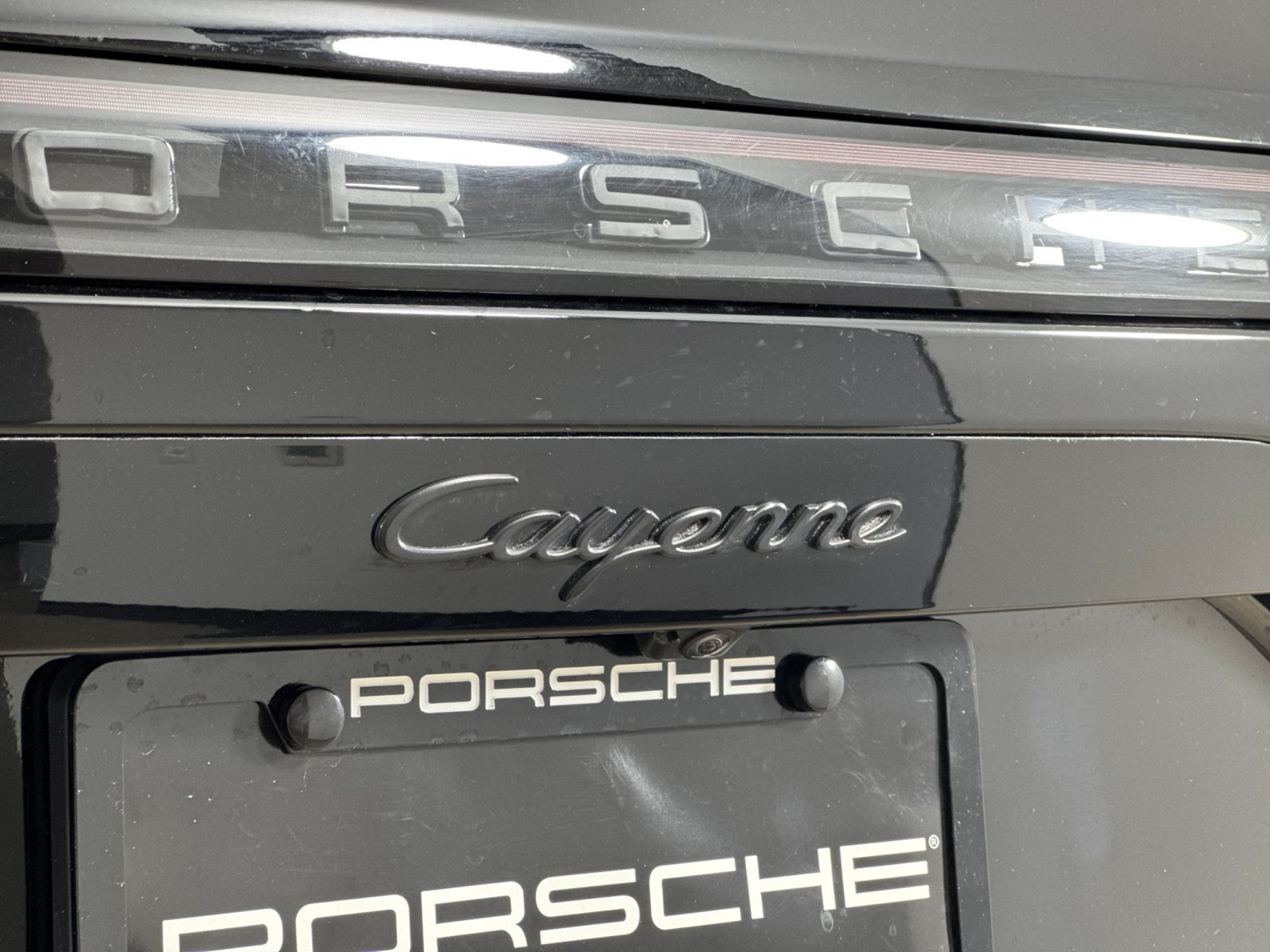 Certified 2023 Porsche Cayenne AWD/4WD image 28