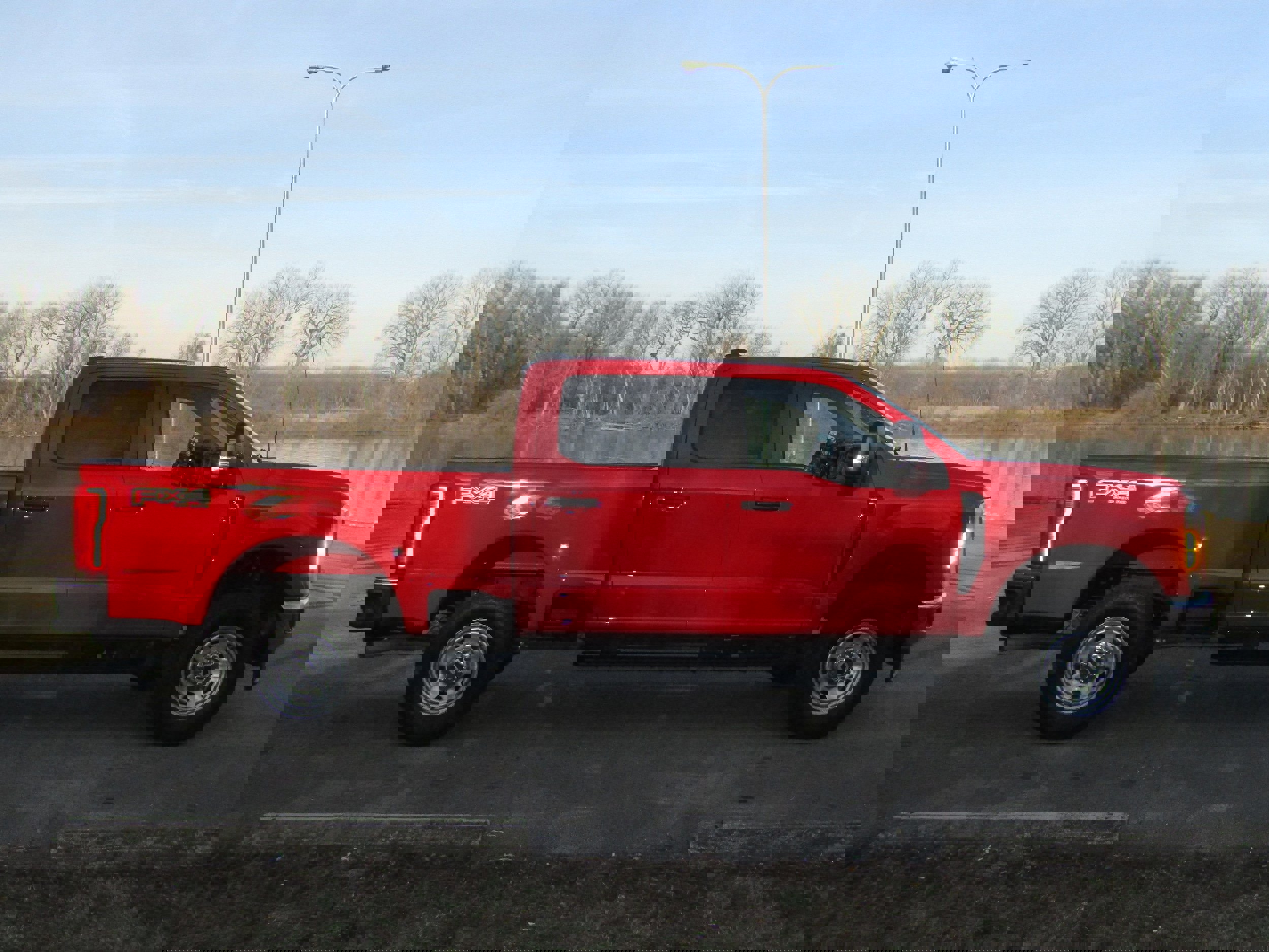 Used 2024 Ford F350 XL w/ FX4 Off-Road Package image 6