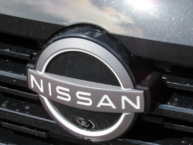 New 2026 Nissan Kicks SR AWD/4WD image 9