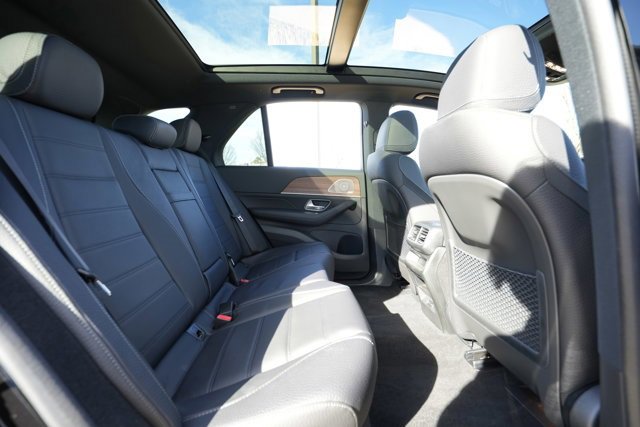 Certified 2025 Mercedes-Benz GLE 580 4MATIC image 44