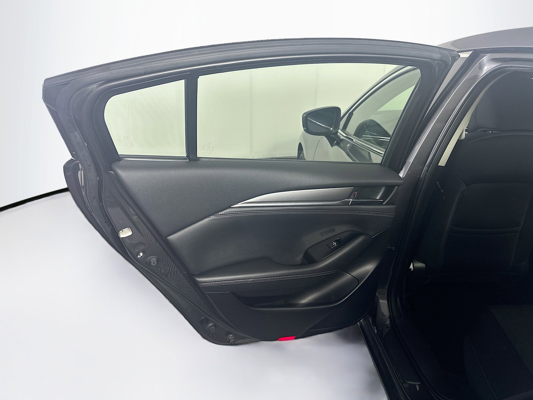 Used 2018 MAZDA MAZDA6 Sport image 25