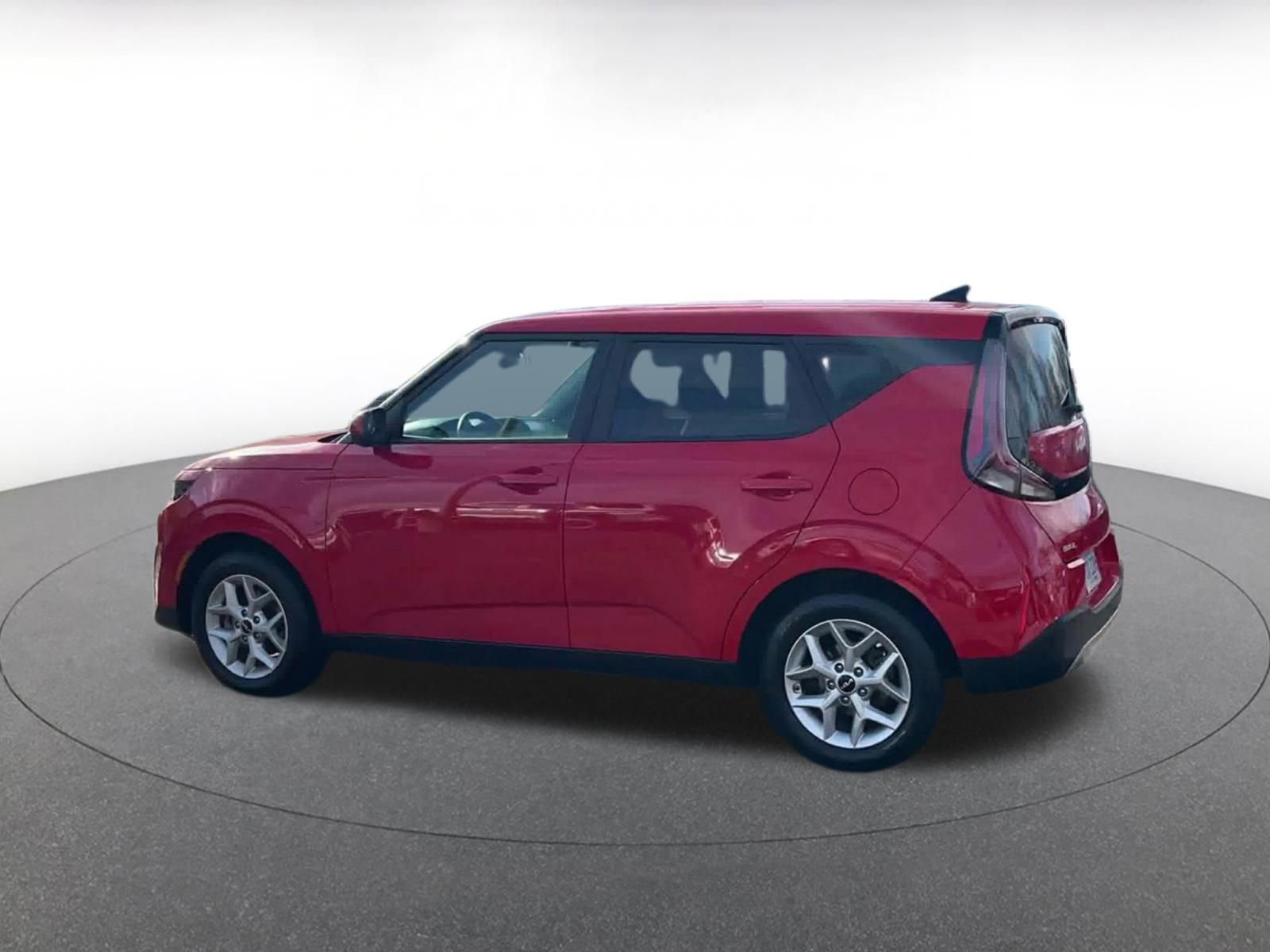 Used 2025 Kia Soul LX w/ LX Technology Package image 10