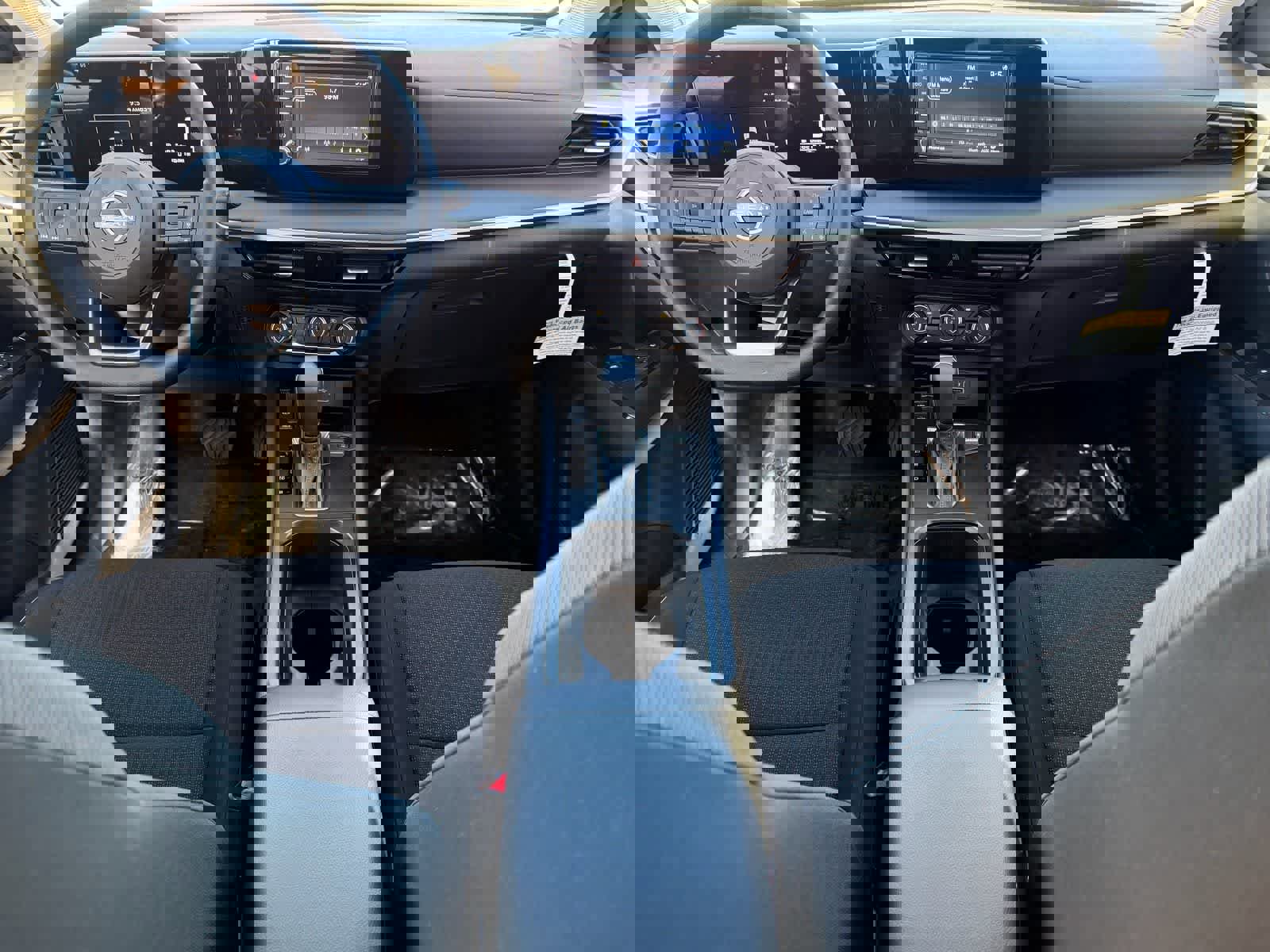 Certified 2025 Nissan Kicks S image 13