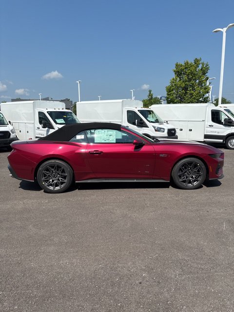 New 2025 Ford Mustang GT Premium w/ GT Performance Package RWD image 4