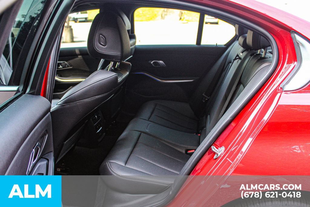 Used 2022 BMW 330i xDrive Sedan AWD/4WD image 16