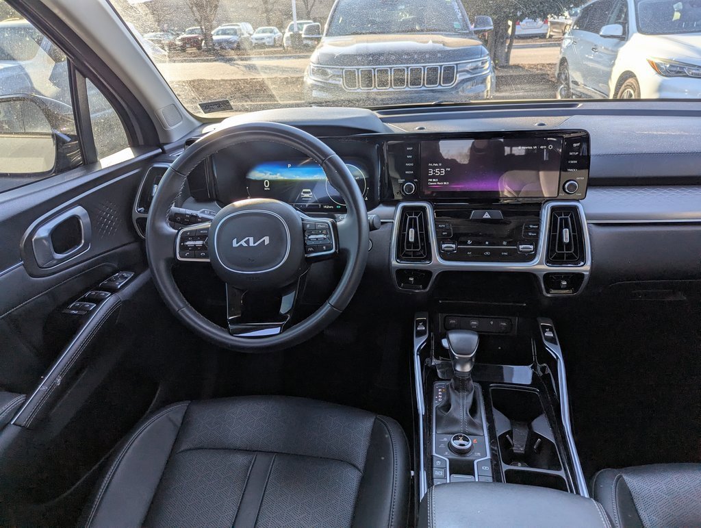 Used 2023 Kia Sorento SX image 7