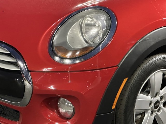 Used 2015 MINI Cooper 2-Door Hardtop image 9
