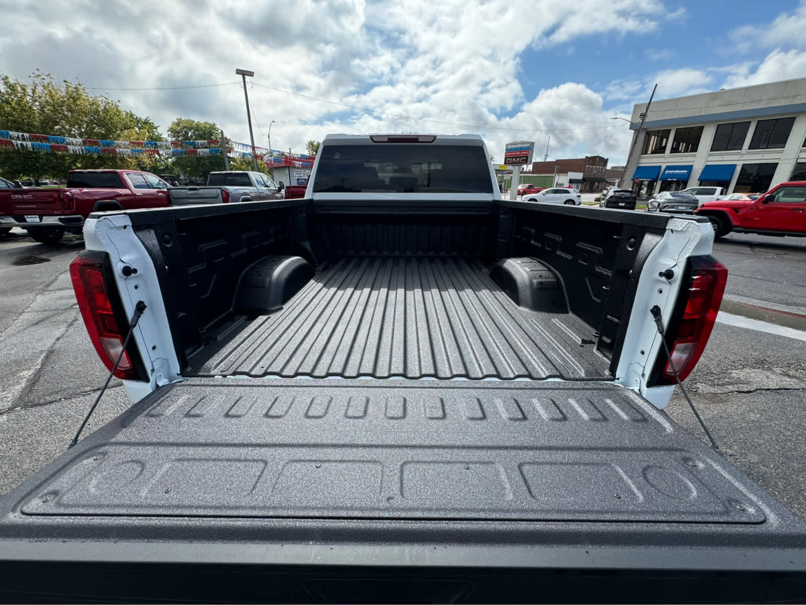 New 2026 GMC Sierra 2500 Pro w/ 1SA Pro Safety Plus Package image 16