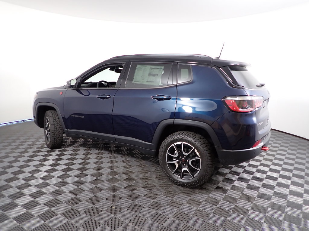 New 2026 Jeep Compass Trailhawk AWD/4WD image 12