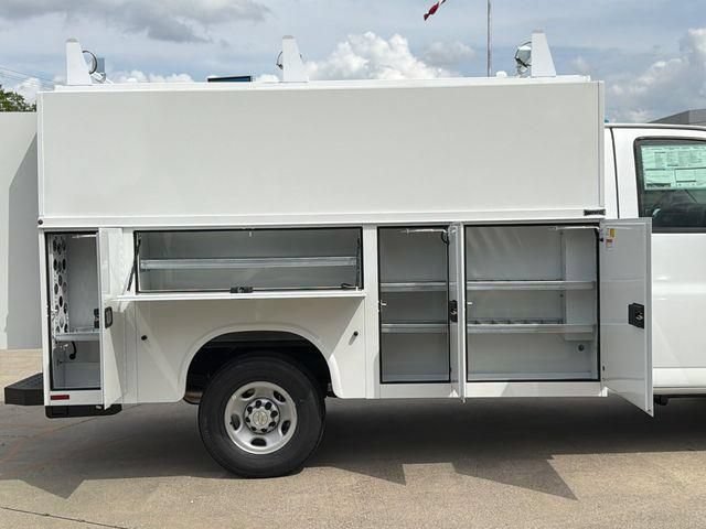 New 2026 Chevrolet Express 3500 w/ Power Convenience Package RWD image 16