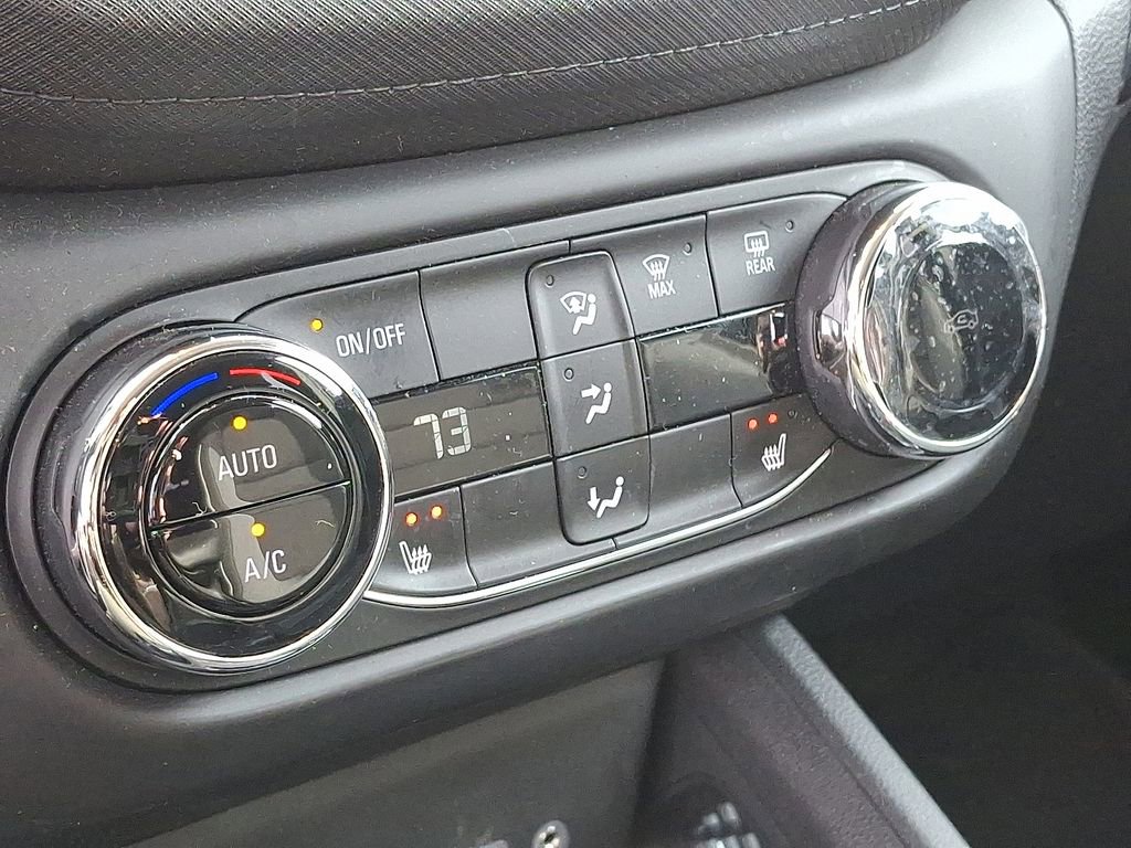 Used 2023 Chevrolet TrailBlazer LT w/ Convenience Package image 14