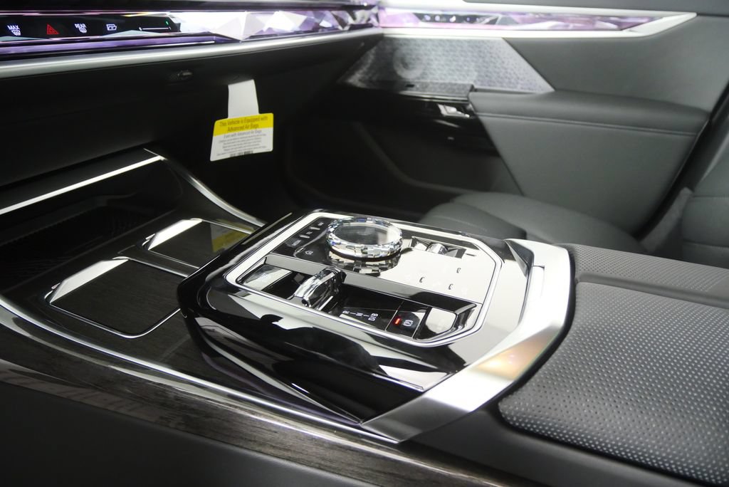 New 2026 BMW i7 xDrive60 AWD/4WD image 22