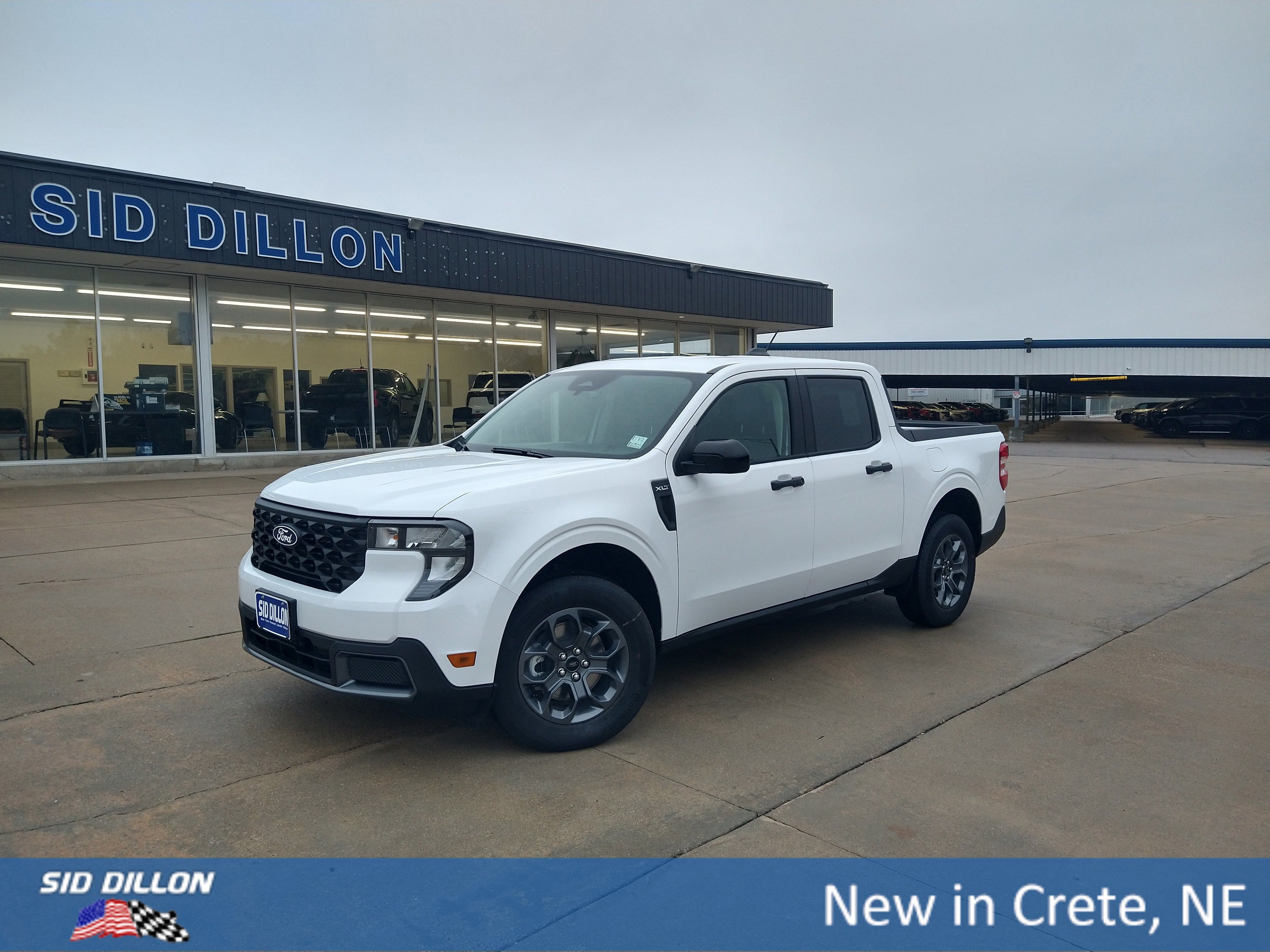 New 2025 Ford Maverick XLT w/ Equipment Group 301A