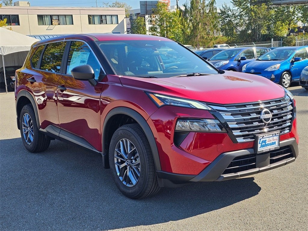 New 2026 Nissan Rogue S image 3