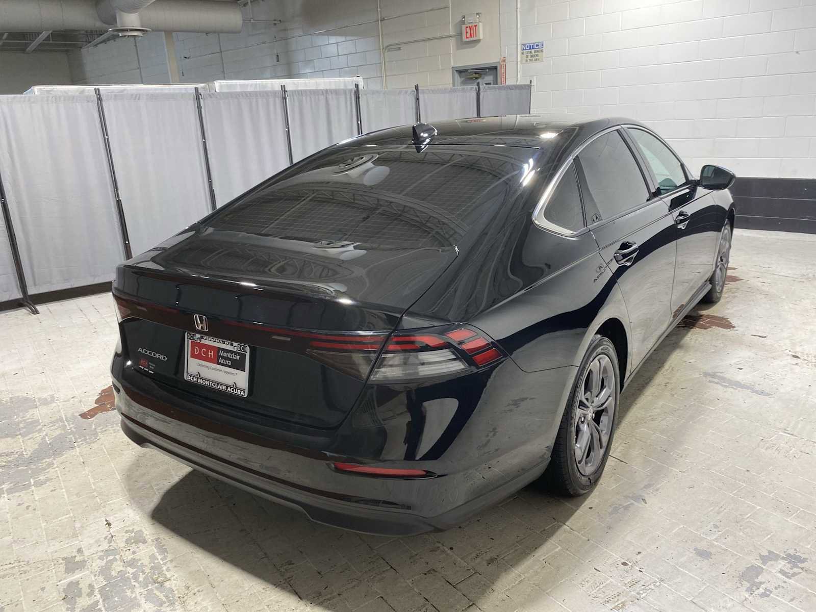 Used 2023 Honda Accord EX image 26